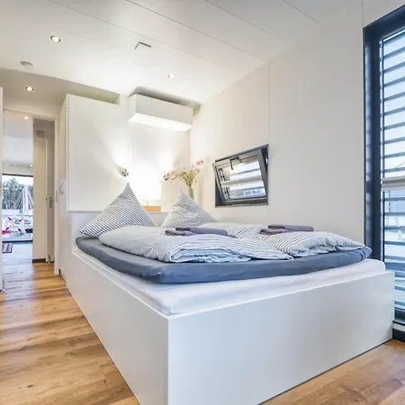 Chalet Am Meer Botel Peenemunde