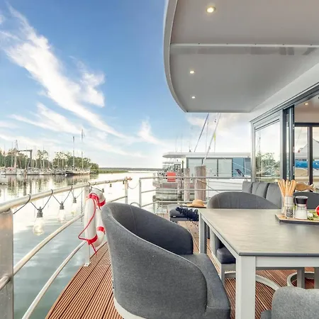 Botel Chalet Am Meer *